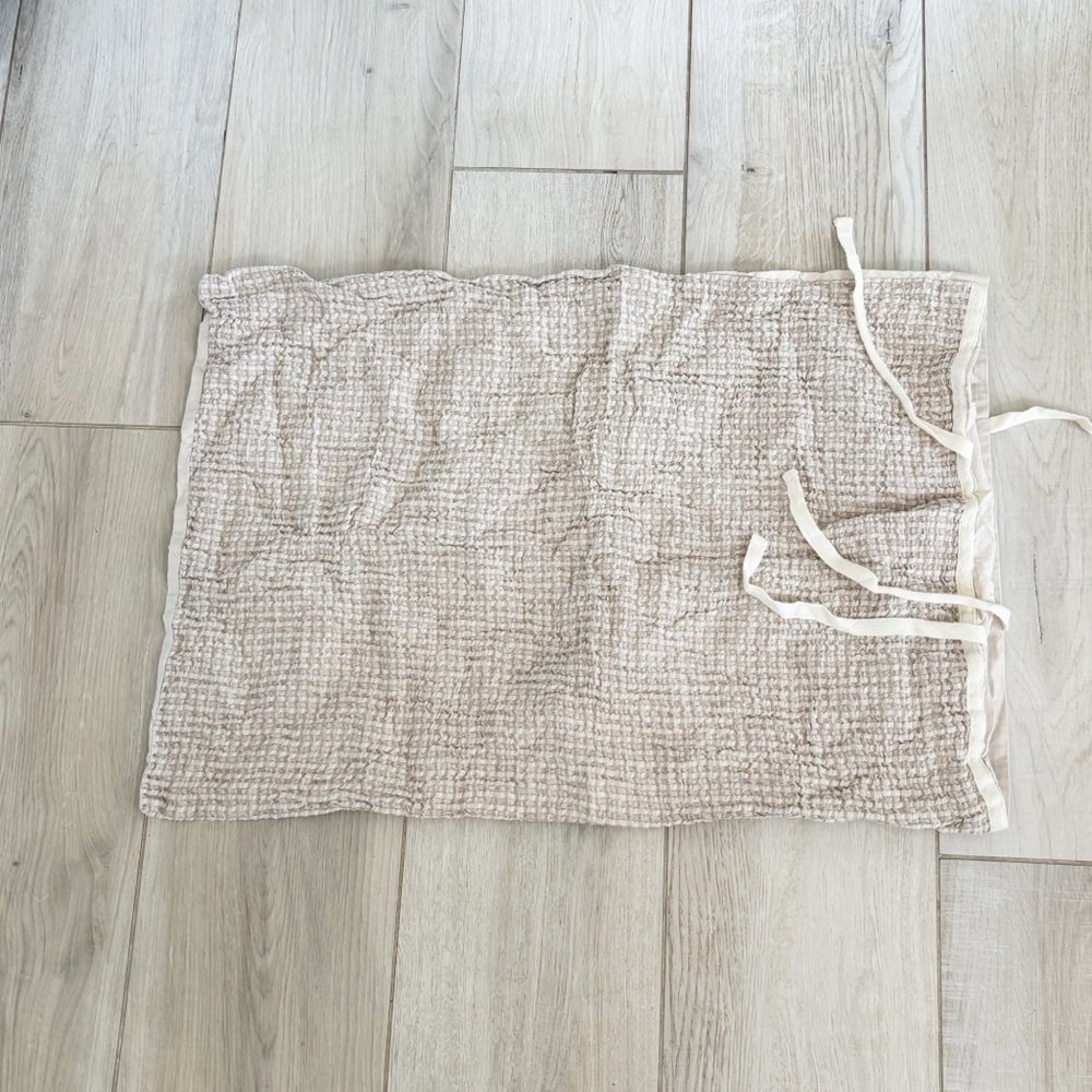 NORDSTROM AT HOME Beige Honeycomb Textured Linen Pillow Sham Standard 19” X 27”